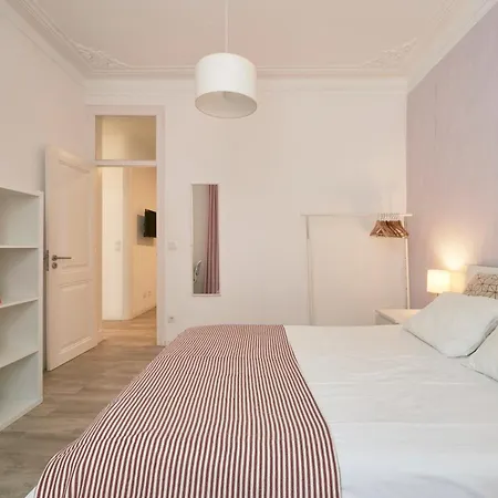 아파트 Spacious 3 Bedroom Downtown 리스본